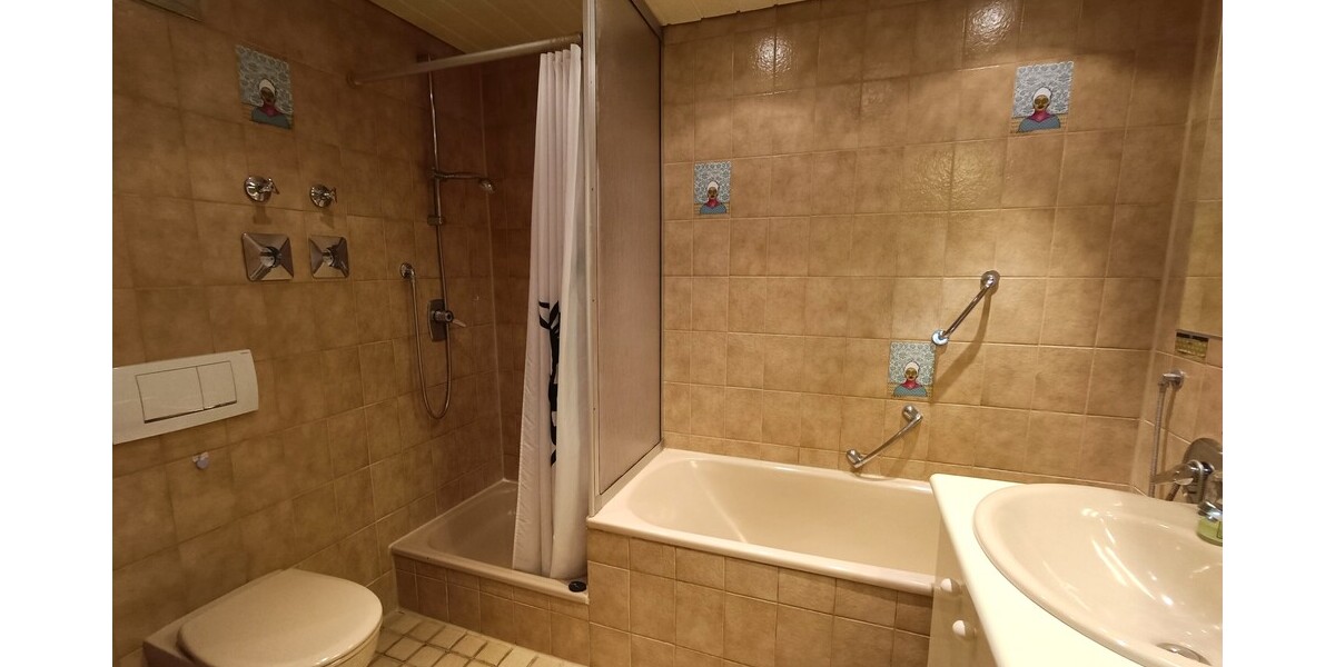 Helle u. ruhige 3,5-Zimmer-Wohnung mit Garage in zentraler Lage in Senden - 3.5 Senden | Angebot:25365255