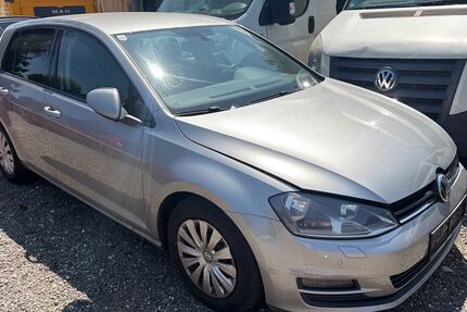 VW Golf 228.000 km 4.950 &euro; Erbach 89155