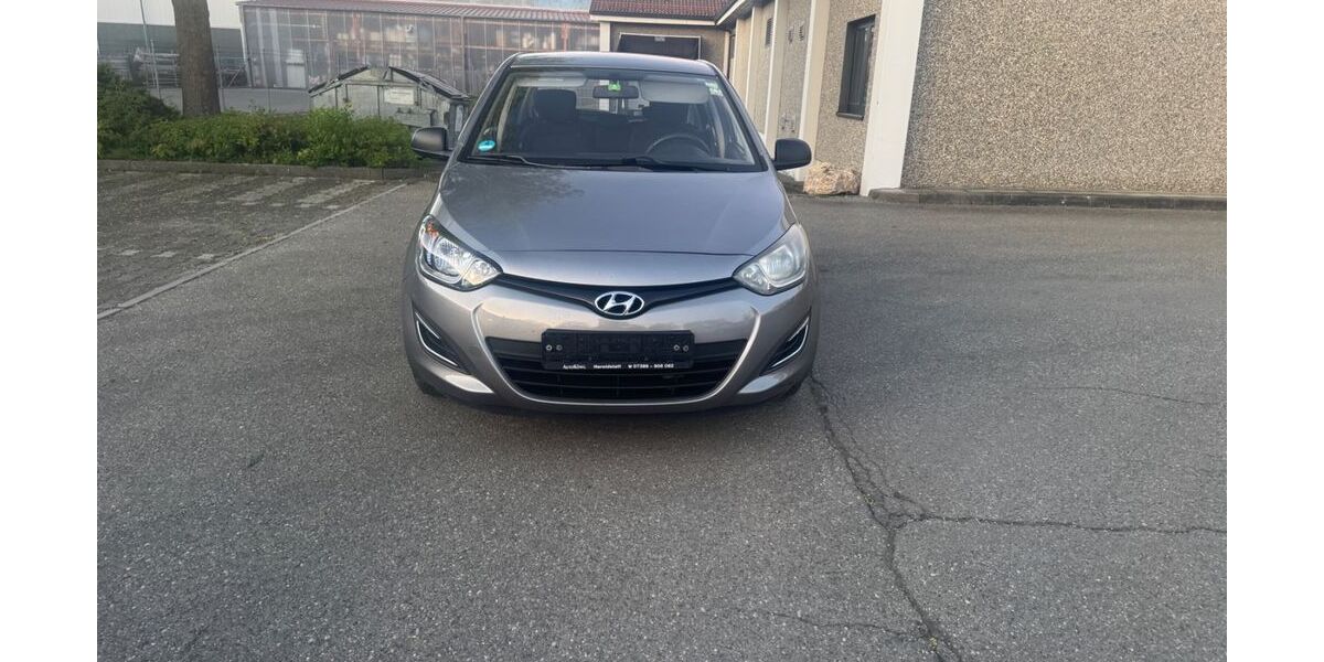 Hyundai i20 239.800 km 2.750 &euro; Erbach 89155