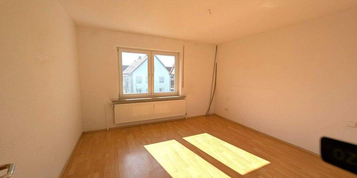 Etagenwohnung Bibertal Kissendorf - 3 Zimmer, 78 m&sup2;, 199.000&euro; | Angebot:25724157
