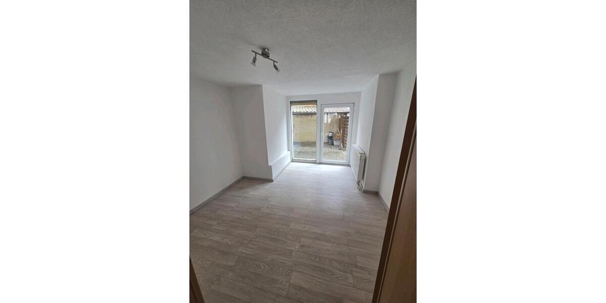 Erdgeschoßwohnung Schwendi - 3 Zimmer, 74 m&sup2;, 900&euro; | Angebot:25300806