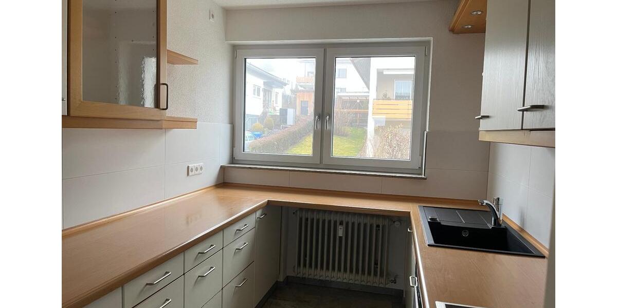 Etagenwohnung Bernstadt - 3 Zimmer, 97 m&sup2;, 1.250&euro; | Angebot:25804683