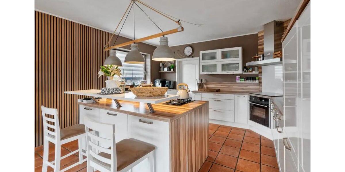 Einfamilienhaus Balzheim - 9 Zimmer, 240 m&sup2;, 585.000&euro; | Angebot:26287708