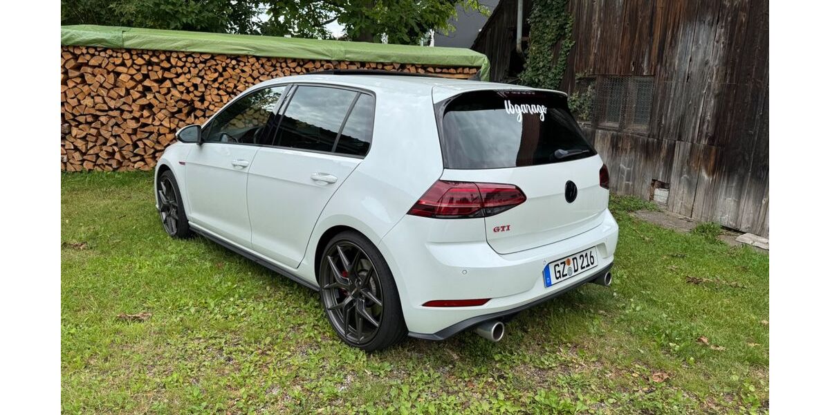 VW Golf 136.500 km 19.500 &euro; Echlishausen 89346