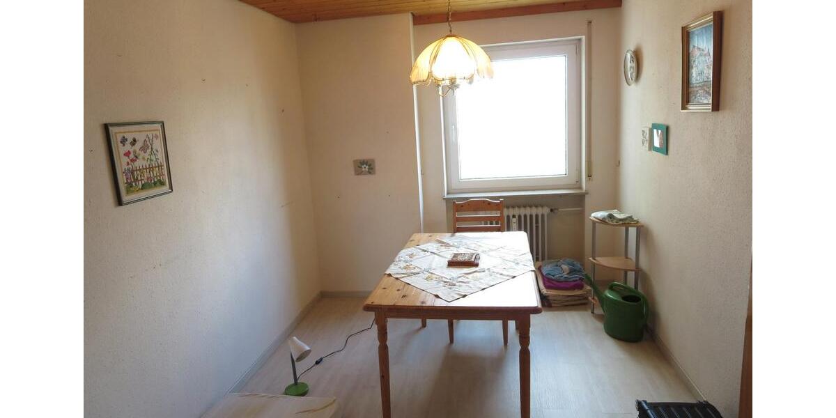 Etagenwohnung Ehingen (Donau) - 4 Zimmer, 88 m&sup2;, 270.000&euro; | Angebot:26044981