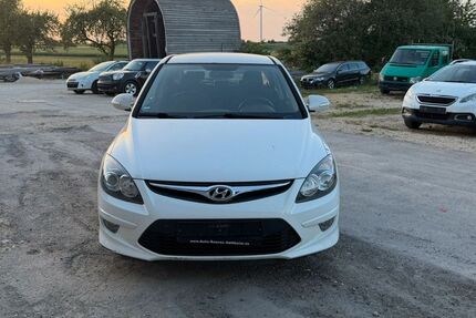 Hyundai i30 151.000 km 2.999 &euro; Gussenstadt 89547