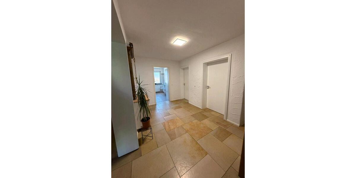 Einfamilienhaus Langenau - 8 Zimmer, 320 m&sup2;, 820.000&euro; | Angebot:25635657