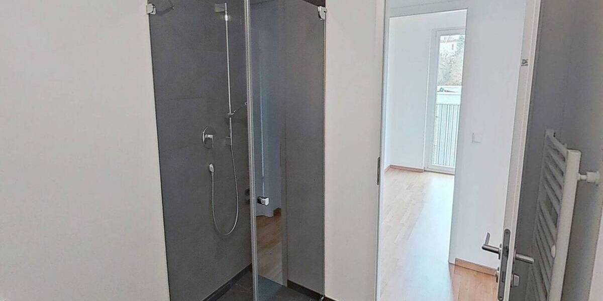 Etagenwohnung Ulm Mitte - 4 Zimmer, 174 m&sup2;, 2.400&euro; | Angebot:25736378