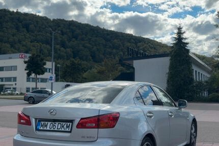 Lexus IS 250 275.000 km 6.000 &euro; Pappelau 89143