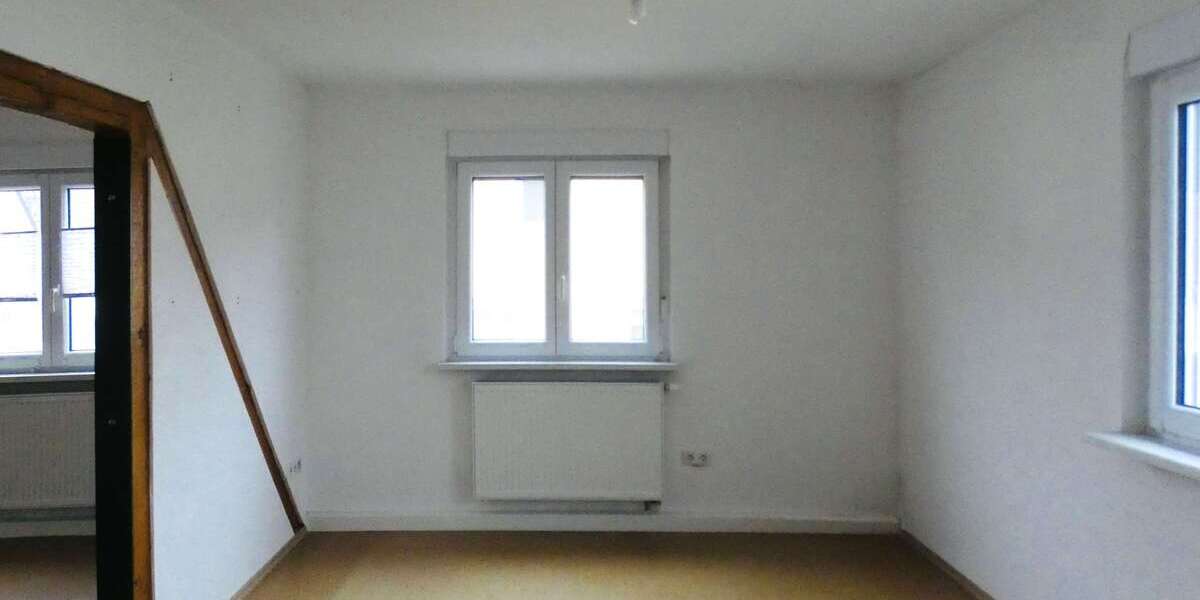 Etagenwohnung Asselfingen - 4 Zimmer, 111 m&sup2;, 185.000&euro; | Angebot:25705547