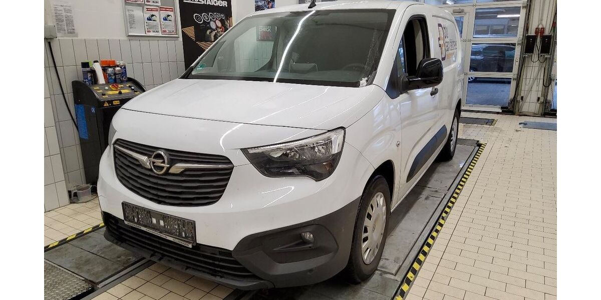 Opel Combo 69.100 km 17.590 &euro; Ulm 89073