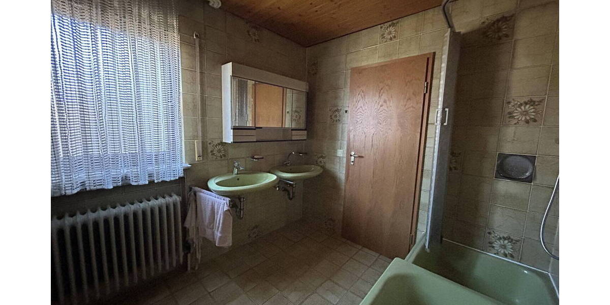 Mehrfamilienhaus, Wohnhaus Herbrechtingen - 1 Zimmer, 266 m&sup2;, 496.000&euro; | Angebot:26098909