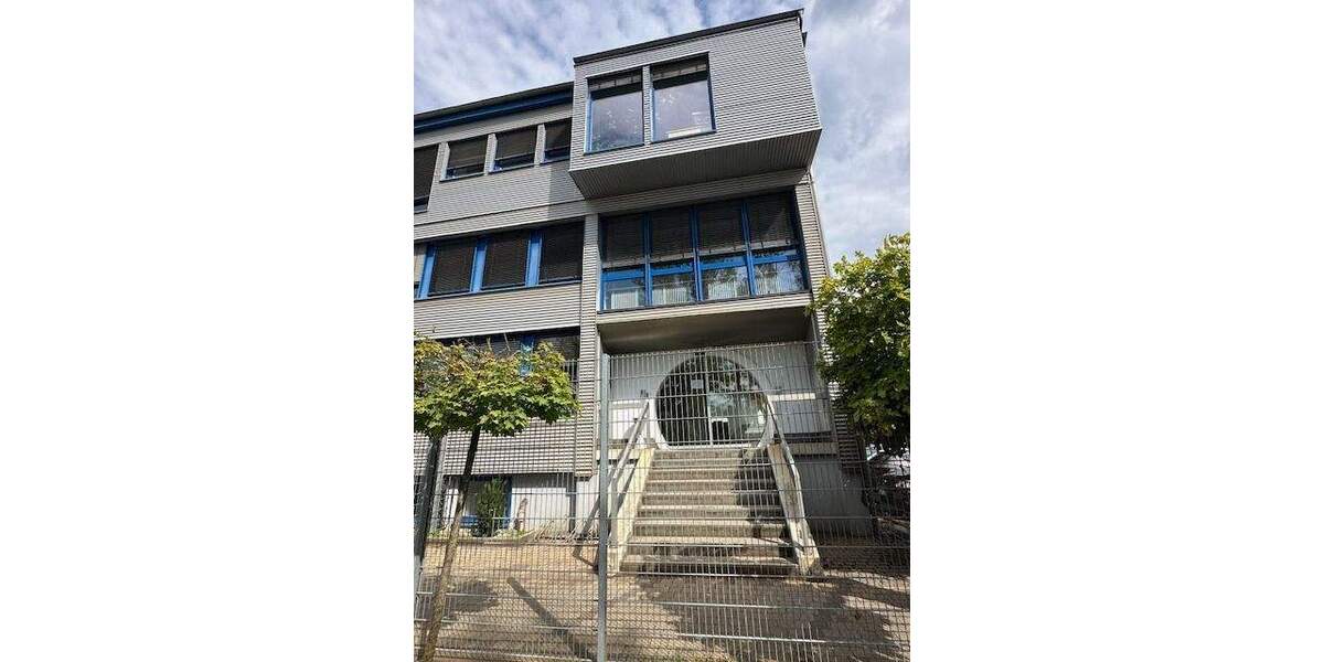 Gewerbeobjekt Weißenhorn - 8 Zimmer, 213 m&sup2;, 1.900&euro; | Angebot:25664443