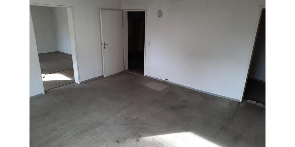 Einfamilienhaus Weißenhorn - 12 Zimmer, 180 m&sup2;, 690.000&euro; | Angebot:24981103