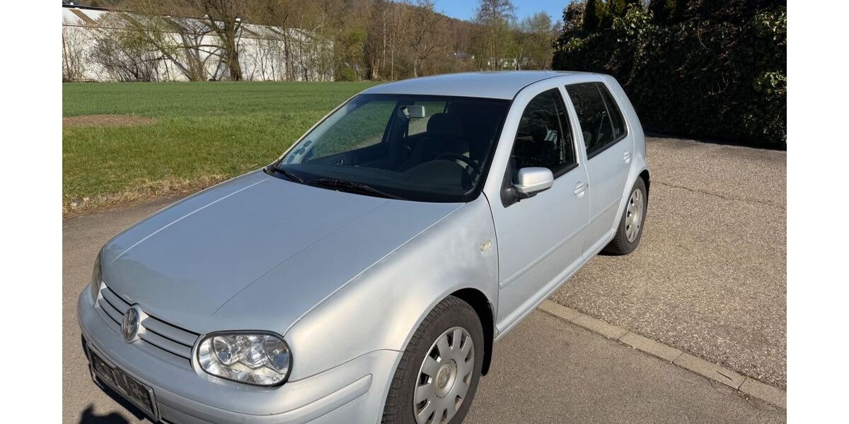 VW Golf 208.879 km 1.200 &euro; Allmendingen 89604
