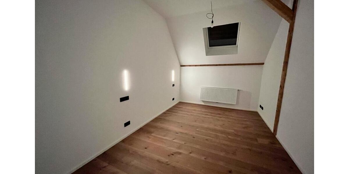 Etagenwohnung Blaustein - 3 Zimmer, 120 m&sup2;, 1.370&euro; | Angebot:25216171