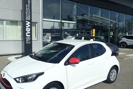 Toyota Yaris 15.000 km 15.490 &euro; Neu-Ulm 89231