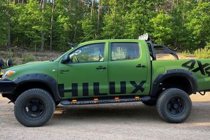 Toyota Hilux 182.000 km 14.000 &euro; Neu-Ulm 89231