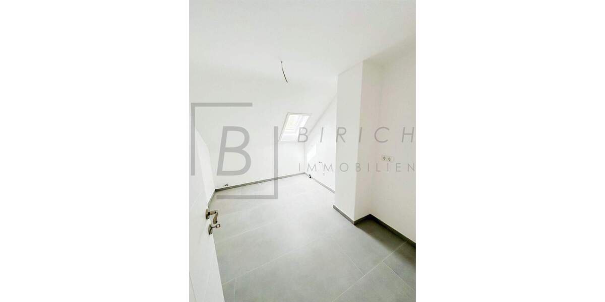 Etagenwohnung Neu-Ulm Stadtmitte - 2 Zimmer, 44 m&sup2;, 195.000&euro; | Angebot:25800233