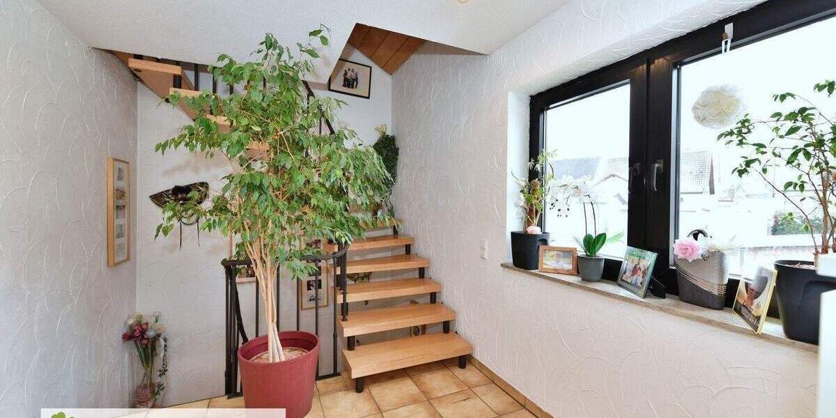 Einfamilienhaus Neu-Ulm Pfuhl - 5 Zimmer, 147 m&sup2;, 649.000&euro; | Angebot:25741706