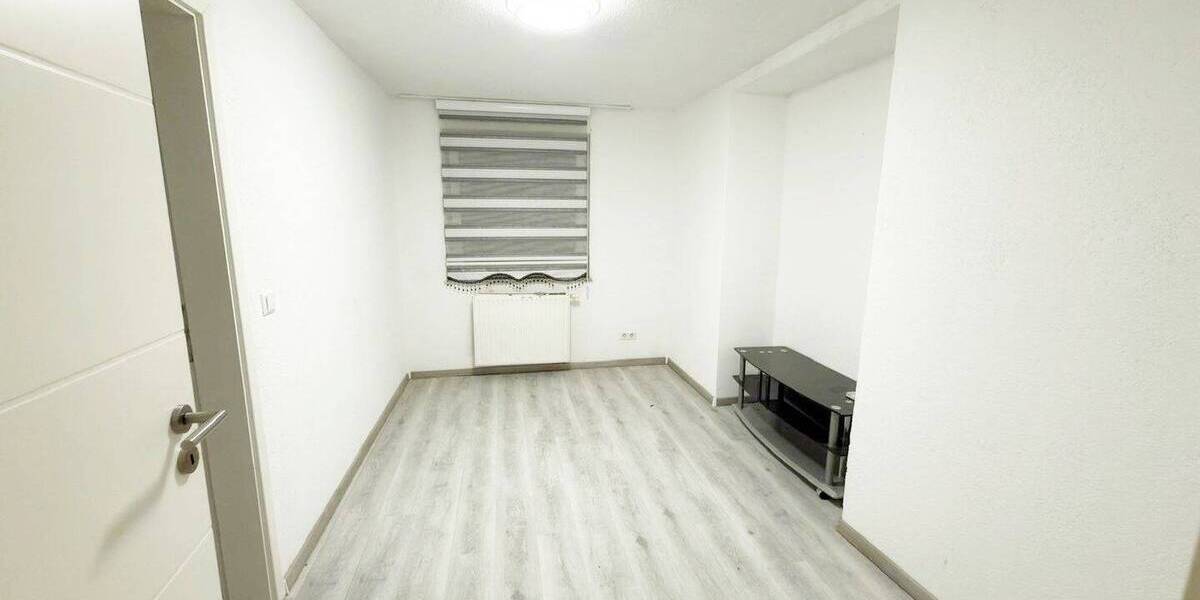 Mehrfamilienhaus, Wohnhaus Ichenhausen - 8 Zimmer, 176 m&sup2;, 399.000&euro; | Angebot:25746764