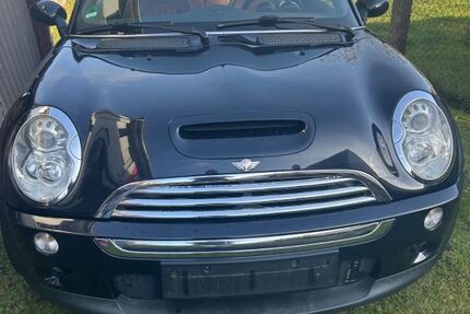 Mini Cooper S Cabrio 111.000 km 7.800 &euro; Neu-Ulm 89233