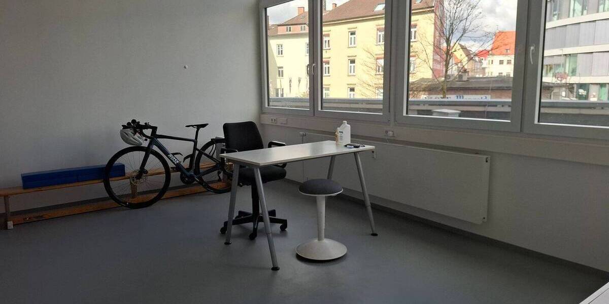 Mehrfamilienhaus, Wohnhaus Neu-Ulm Stadtmitte - 3 Zimmer, 69 m&sup2;, 275.000&euro; | Angebot:26161653