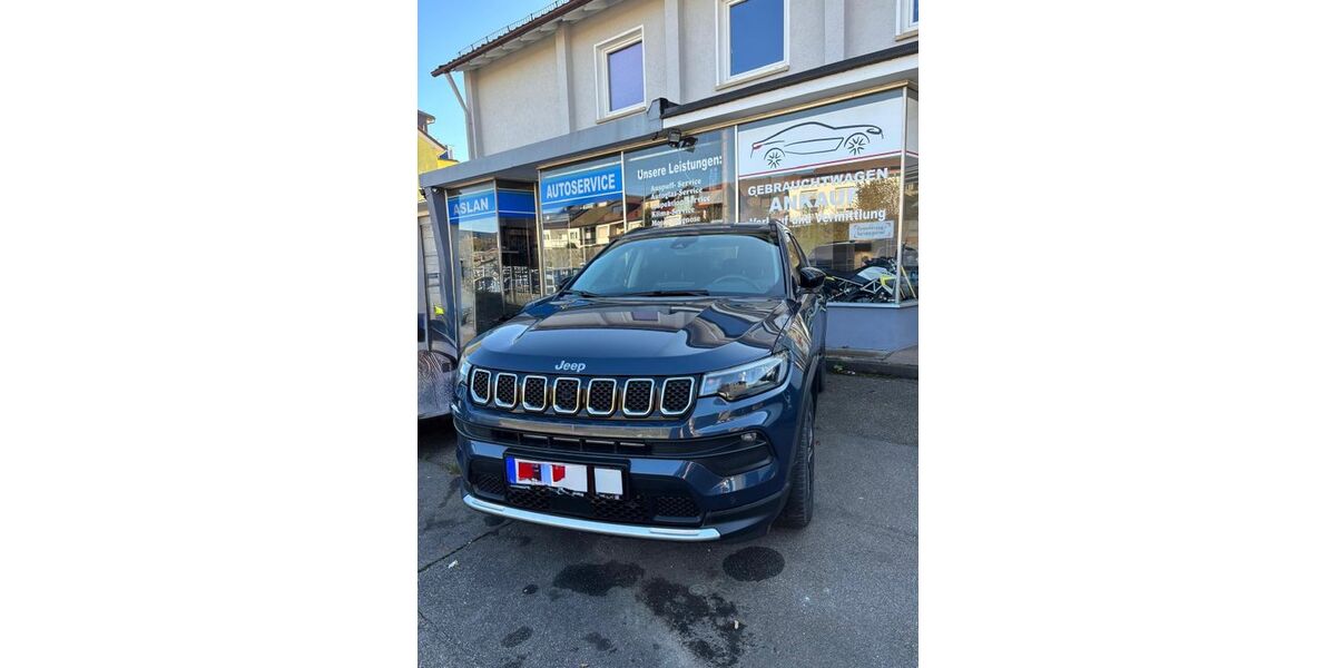 Jeep Compass 35.000 km 20.900 &euro; Ulm 89075