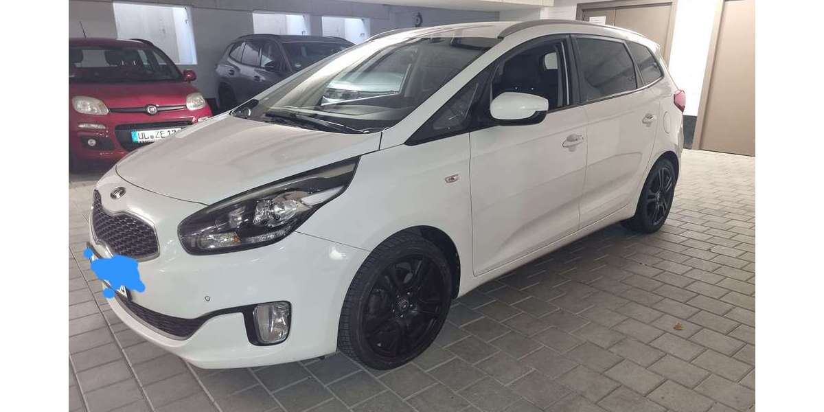Kia Carens 145.300 km 7.300 &euro; Laupheim 88471