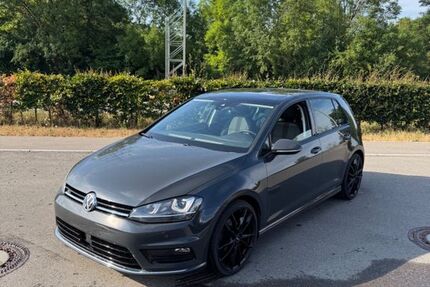 VW Golf 128.324 km 12.200 &euro; Herbrechtingen 89542