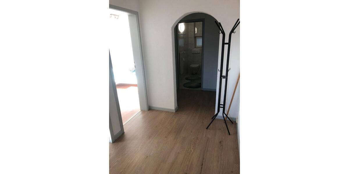 Dachgeschoßwohnung Blaustein - 2.5 Zimmer, 65 m&sup2;, 800&euro; | Angebot:26288227