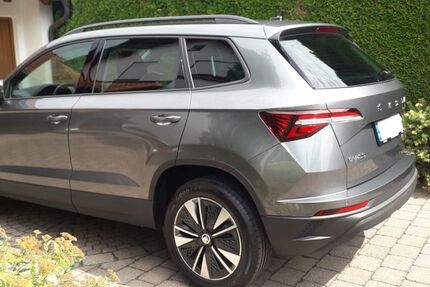 Skoda Karoq 22.368 km 28.150 &euro; Hallbergmoos 85399