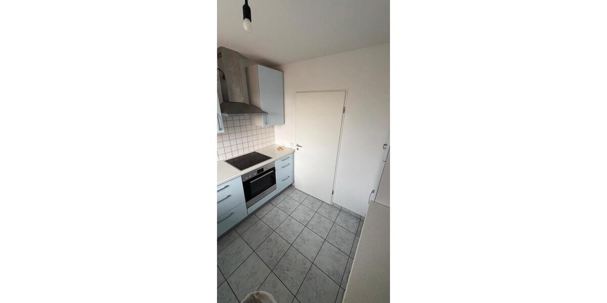 Etagenwohnung Neu-Ulm Ludwigsfeld - 3 Zimmer, 80 m&sup2;, 1.330&euro; | Angebot:25650970