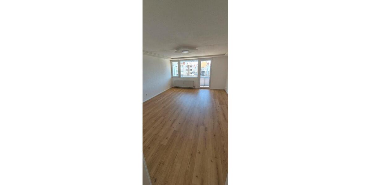 Etagenwohnung Ulm Söflingen - 4.5 Zimmer, 107 m&sup2;, 1.750&euro; | Angebot:26727846