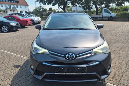 Toyota Avensis 221.000 km 5.700 &euro; Erbach 89155