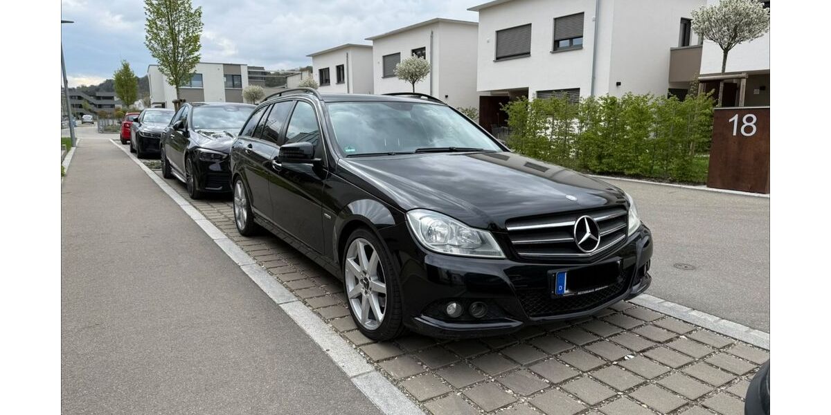 Mercedes-Benz C 200 213.500 km 7.499 &euro; Ulm 89077
