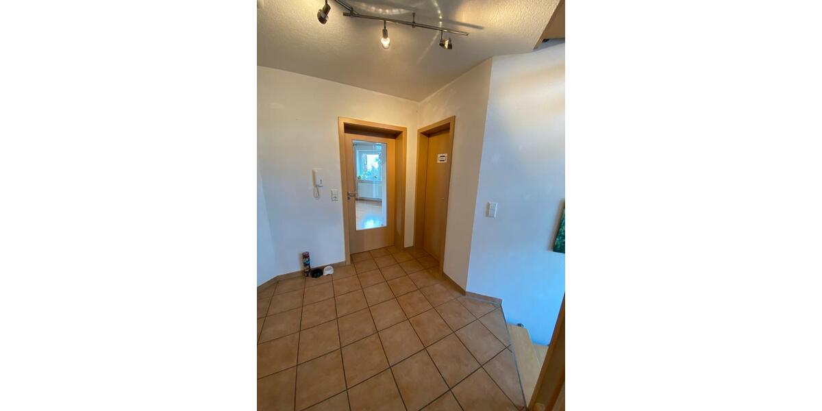 Etagenwohnung Burgrieden - 1 Zimmer, 200 m&sup2;, 500&euro; | Angebot:25366418