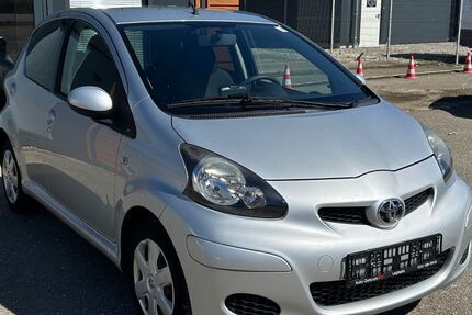 Toyota Aygo (X) 56.000 km 5.990 &euro; Leipheim 89340