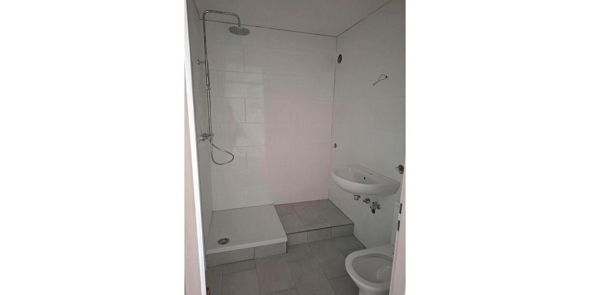 Etagenwohnung Neu-Ulm Ludwigsfeld - 1 Zimmer, 33 m&sup2;, 600&euro; | Angebot:26580887