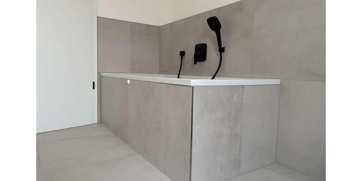 Erdgeschoßwohnung Weißenhorn - 5.5 Zimmer, 122 m&sup2;, 1.696&euro; | Angebot:24780069