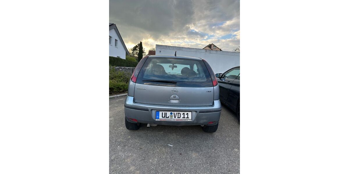 Opel Corsa 193.308 km 800 &euro; Ulm 89075