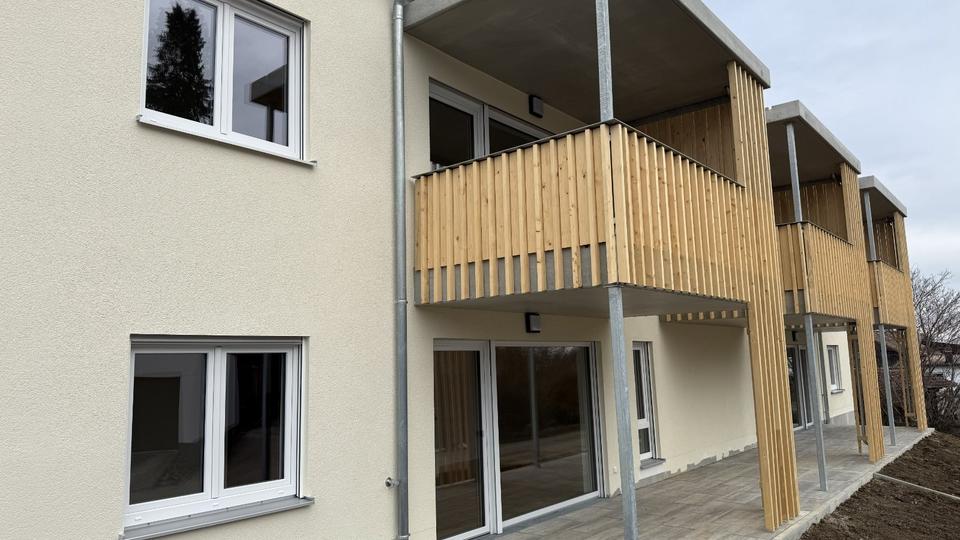 Erdgeschoßwohnung Illertissen - 3 Zimmer, 97 m&sup2;, 1.400&euro; | Angebot:25217469