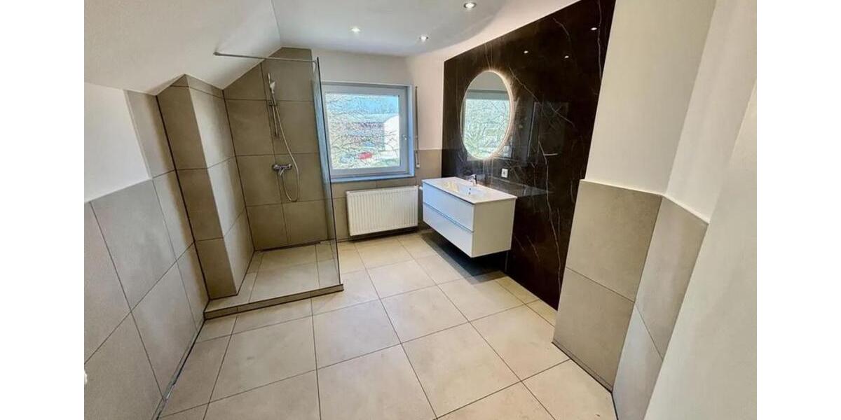 Dachgeschoßwohnung Langenau - 4 Zimmer, 84 m&sup2;, 1.145&euro; | Angebot:25513000