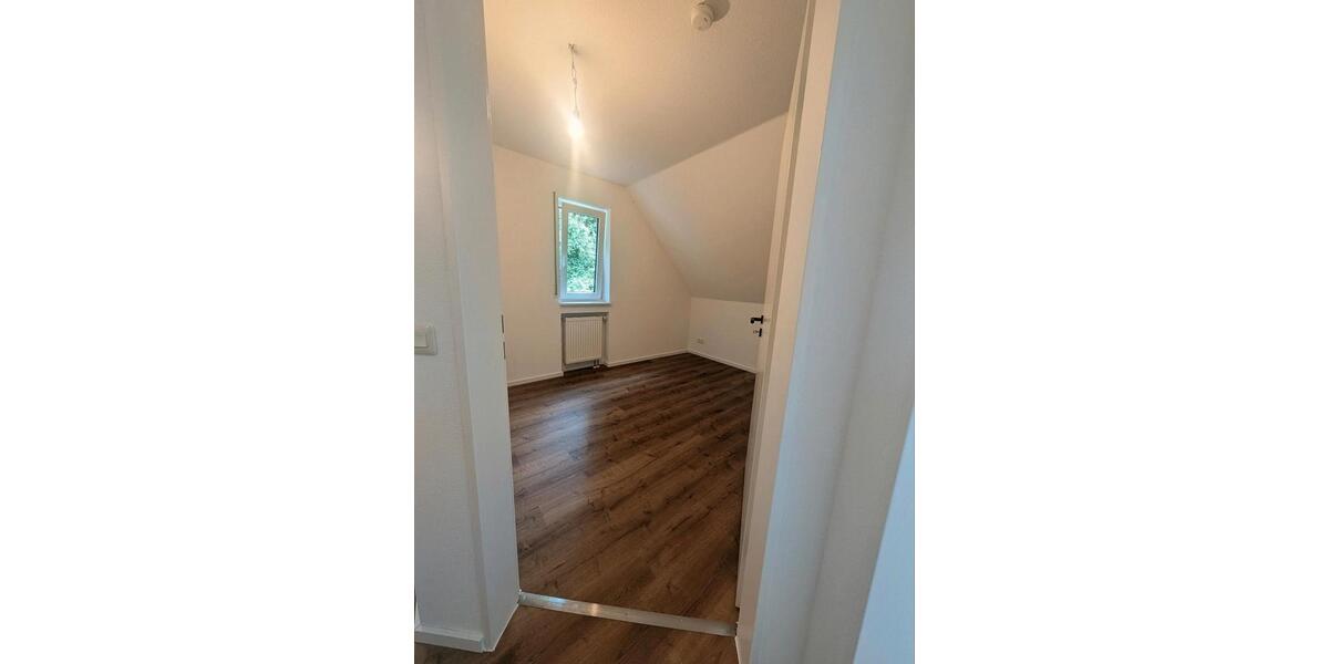 Dachgeschoßwohnung Blaustein - 2 Zimmer, 34 m&sup2;, 155.000&euro; | Angebot:27285714