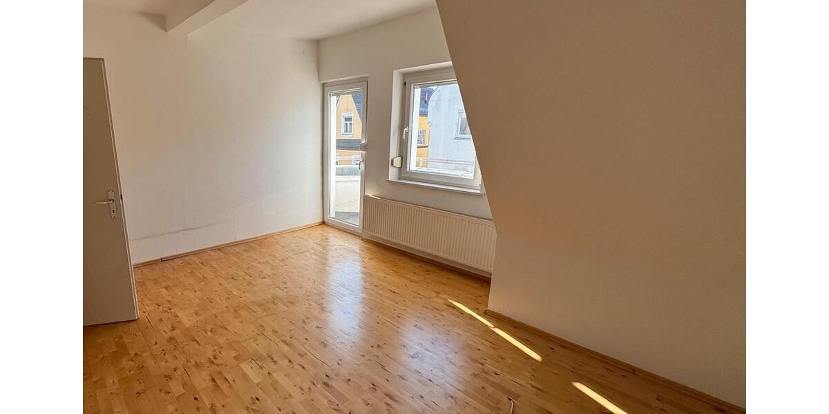 Maisonettenwohnung Ulm - 4 Zimmer, 115 m&sup2;, 1.300&euro; | Angebot:25716861