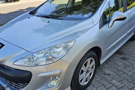 Peugeot 308 209.346 km 3.590 &euro; Herbrechtingen 89542