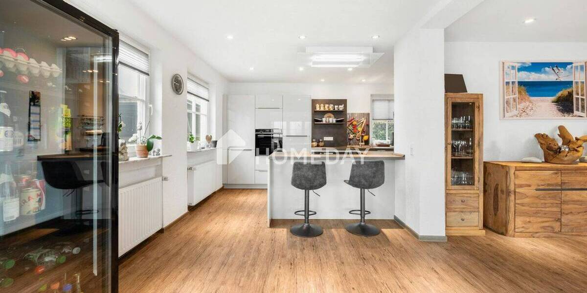 Einfamilienhaus Illertissen Tiefenbach - 7 Zimmer, 267 m&sup2;, 1.150.000&euro; | Angebot:25737638