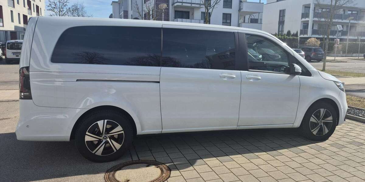 Mercedes-Benz V 300 2.000 km 89.000 &euro; Neu-Ulm, GKSt 89231