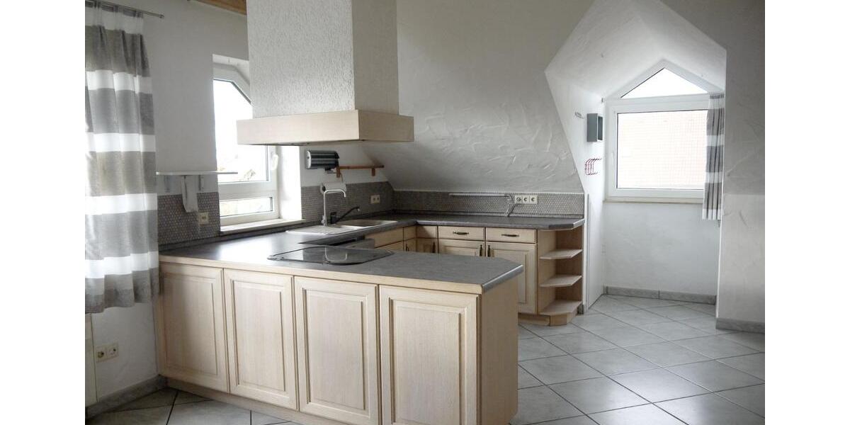 Dachgeschoßwohnung Blaubeuren - 5.5 Zimmer, 140 m&sup2;, 367.000&euro; | Angebot:26121968