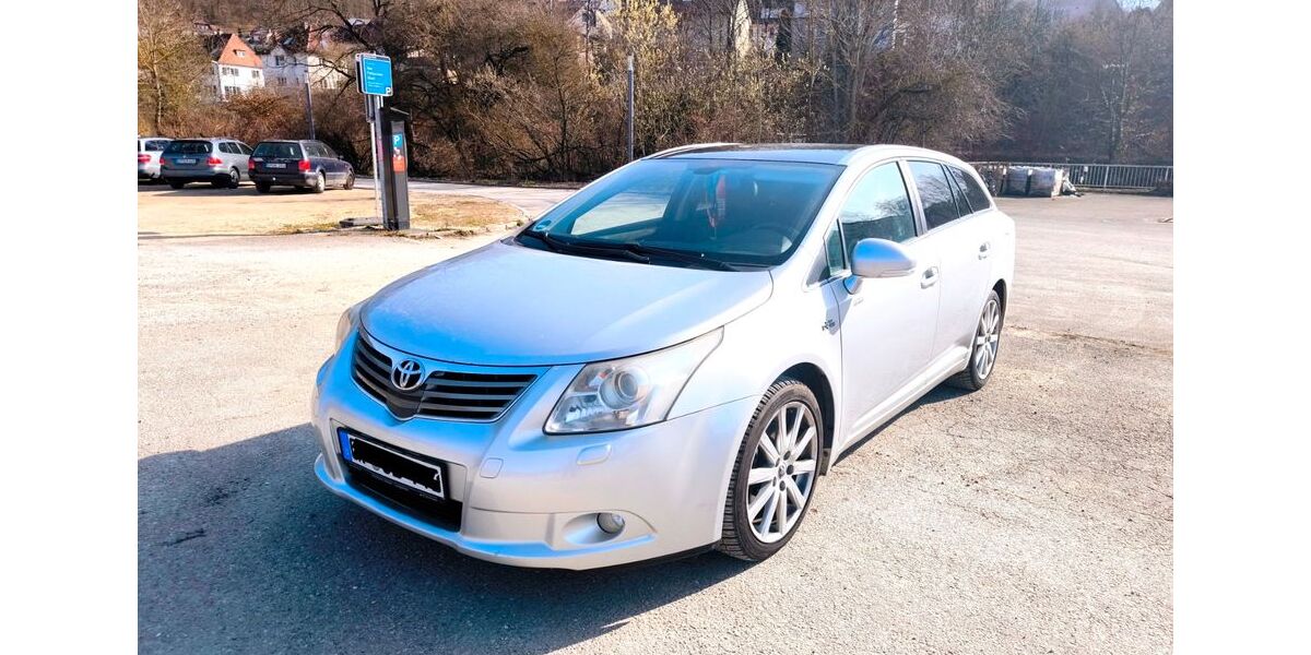Toyota Avensis 244.000 km 4.750 &euro; Geislingen an der Steige 73312